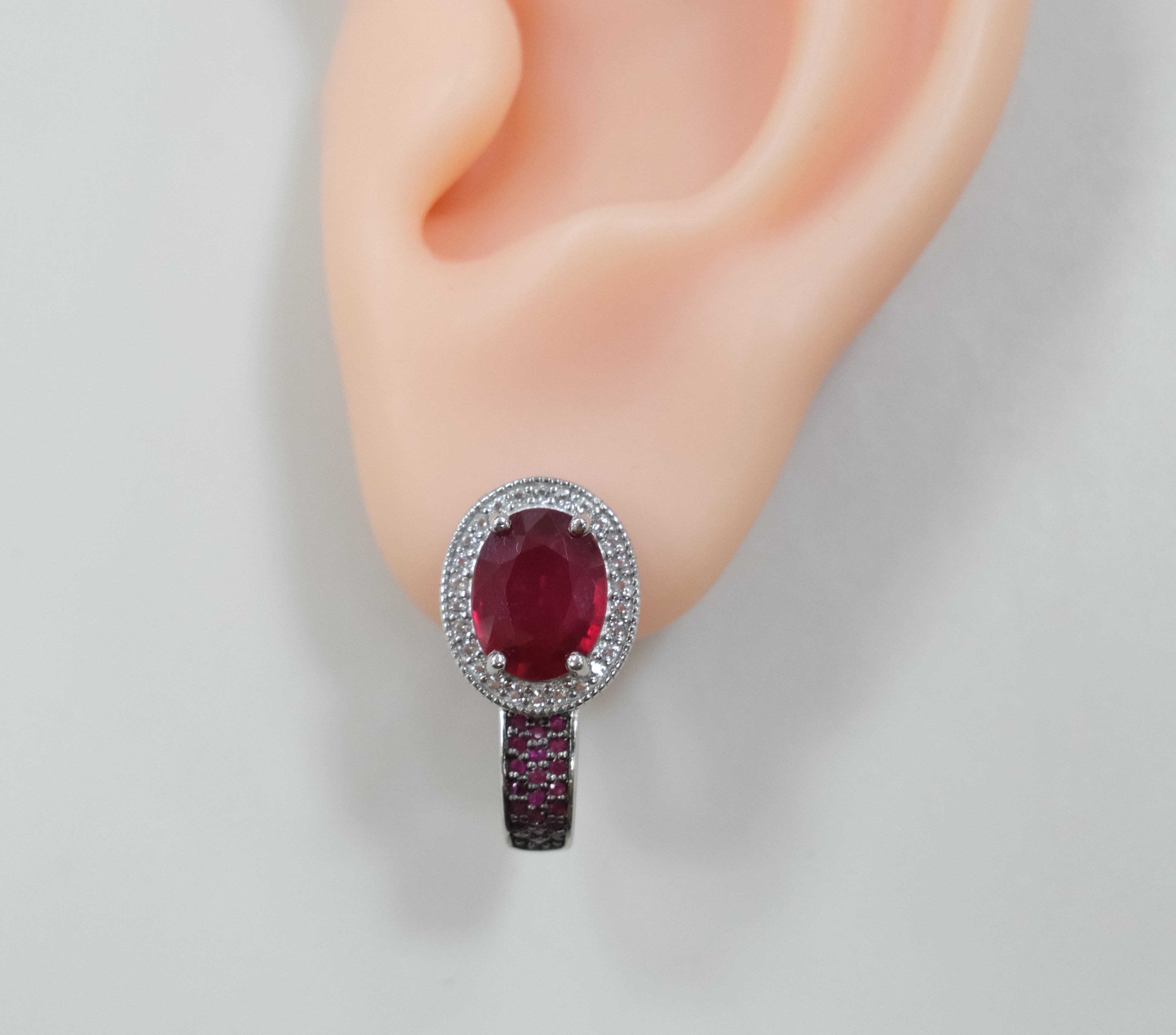 Серебряные серьги с рубинами